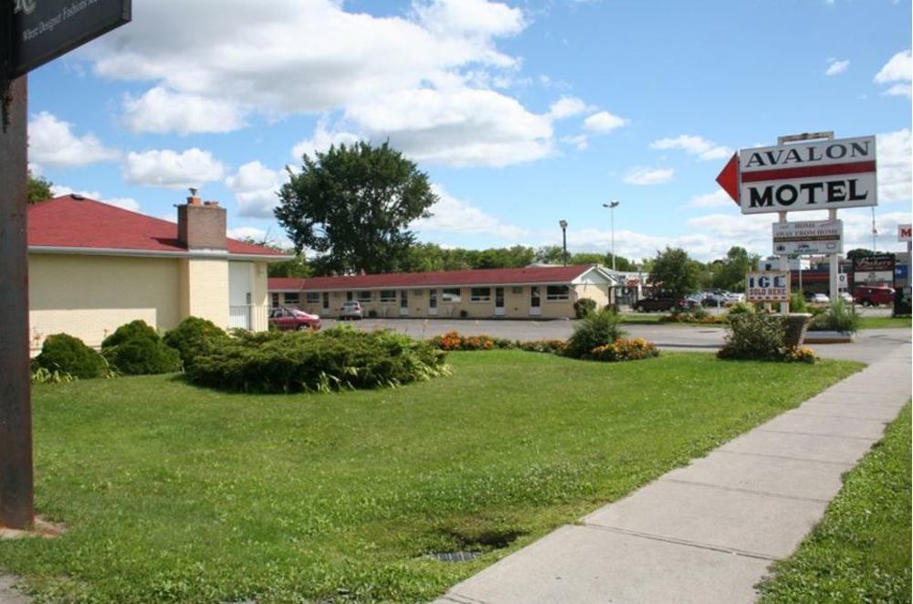 Avalon Motel Belleville Ngoại thất bức ảnh